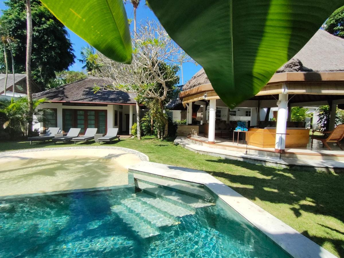 Taman Wana Seminyak Luxury Villas Exterior photo